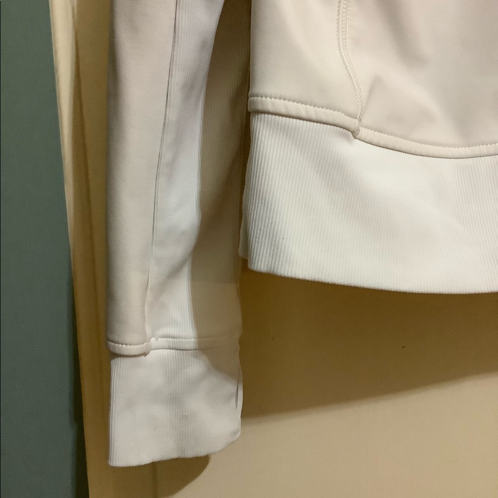 āSOLDāLululemon Uba fleece jacket ivory size 2 - Picture 4 of 7